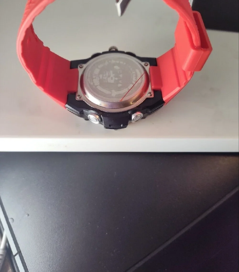 Activa Red and Black Men’s Sport Watch NEW ⌚ NICE